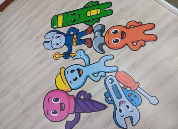 งานป้ายคาแรกเตอร์สุดน่ารัก เพิ่มสีสันให้ร้าน