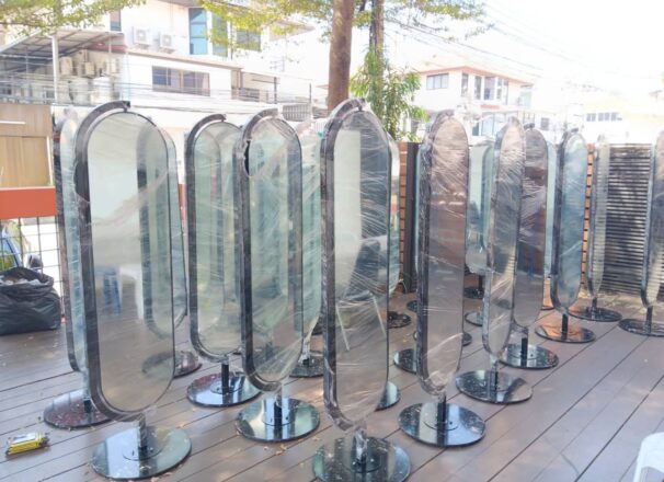 ผลงานป้ายกระจกพิเศษของห้างเว่น K-OPTIC