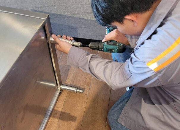 ผลิตเเละซ่อมเครื่องครัวเเสตนเลสของร้าน cafe AMAZON สาขาบรมราชชนนี 60