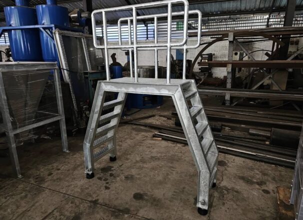 งานพับ ตัด ม้วน เชื่อม เหล็ก