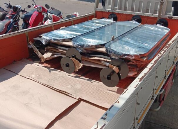 ผลงานป้ายกระจกพิเศษของห้างแว่น K-OPTIC