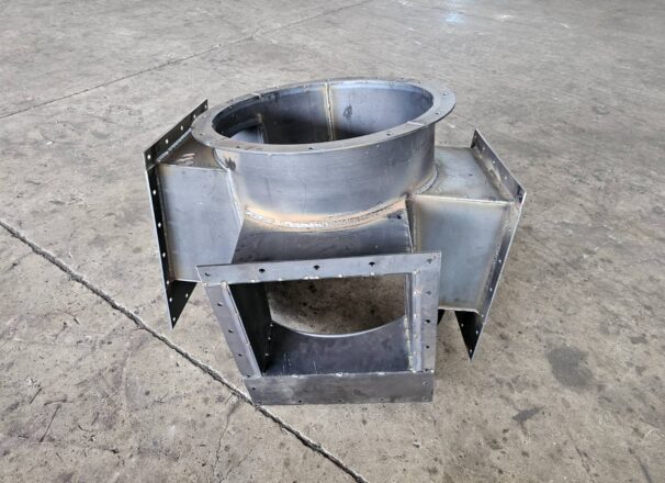 ผลงานขึ้นรูปเหล็ก รูปโลหะ สำหรับเครื่องจักรในโรงงาน