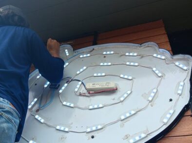 ติดตั้งป้ายไฟ Cafe Amazon - ME Engineering รับทำป้ายไฟ