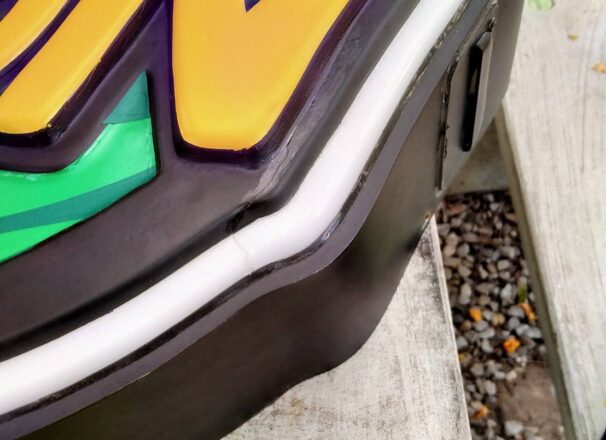 งานซ่อมบำรุงป้ายและนำกลับไปติดตั้งให้กับทางลูกค้า Amazon - ME Engineering รับซ่อมป้าย