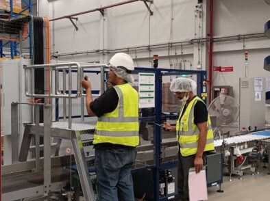 ผลิตบันไดข้ามสายพาน - ME Engineering โรงงานปั๊ม ขึ้นรูปโลหะ