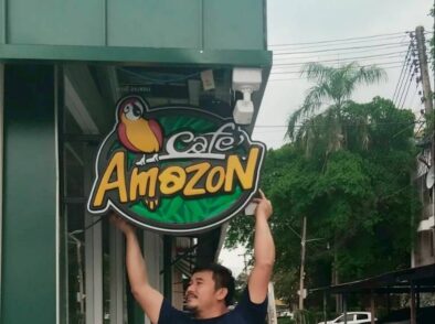 ตั้งป้าย Logo Cafe Amazon ณ โรงพยาบาลนครปฐม - ME Engineering รับทำป้ายไฟ