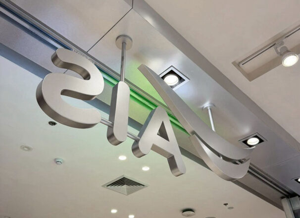 งานติดตั้งป้าย AIS