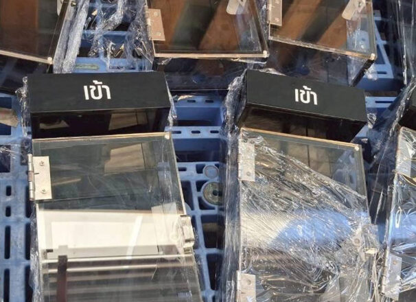 ผลิตตู้อะคริลิคตามแบบที่ลูกค้าต้องการ