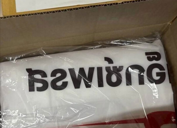 ผลิตธงชายหาดให้ลูกค้า Fit Auto