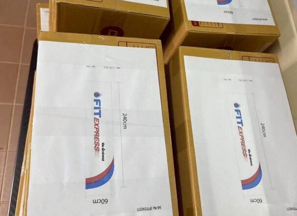 ผลิตธงชายหาดให้ลูกค้า Fit Auto