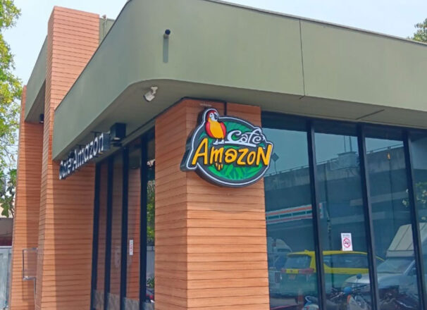 งานติดตั้งป้ายหน้าร้าน Café Amazon