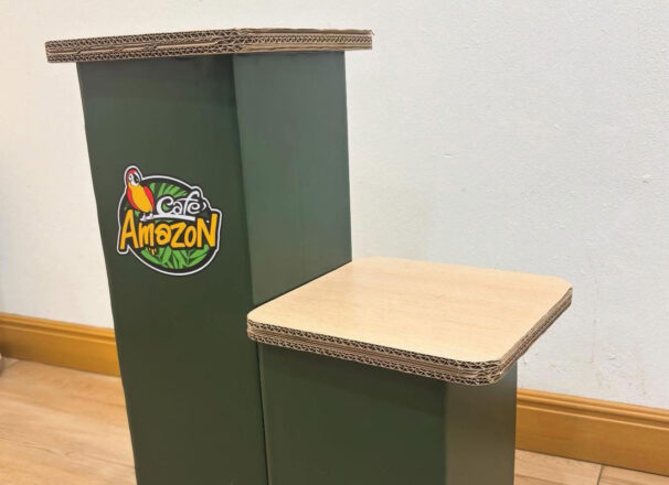 งานดีไซน์แท่นโชว์สินค้า Cafe Amazon