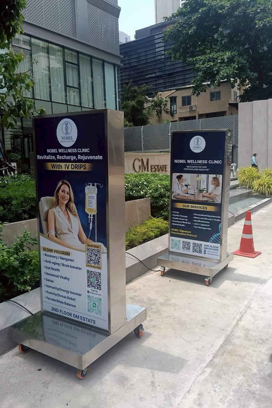 งานติดตั้งสติกเกอร์ประตู และป้าย NOBEL WELLNESS CLINIC